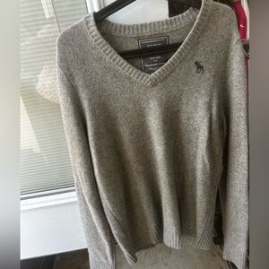 Abercrombie & Fitch Gray 100% Cashmere Sweater